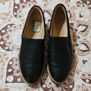 NEW Naturalizer Black Loafers Timeless Slip-Ons Sz 7.5